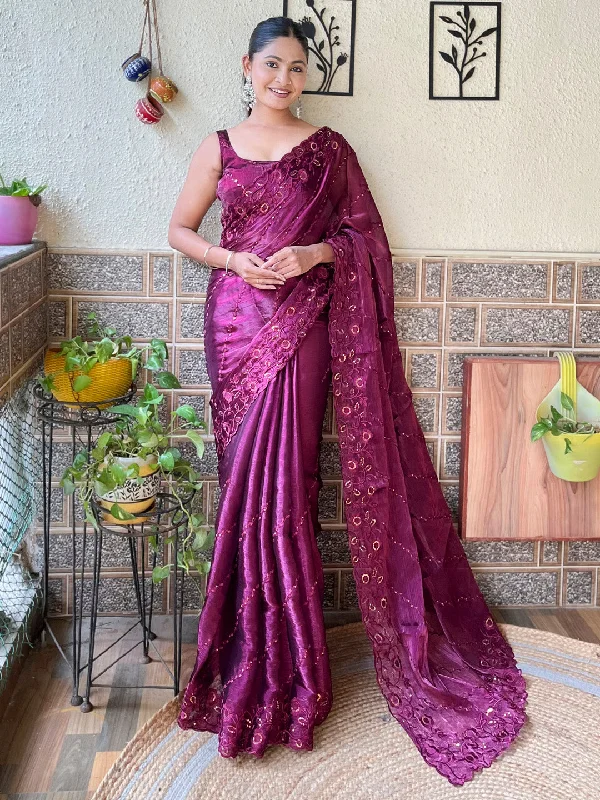 Women's Organza Magenta Embellished Designer Saree With Blouse Piece Silky Tunic Blouse
