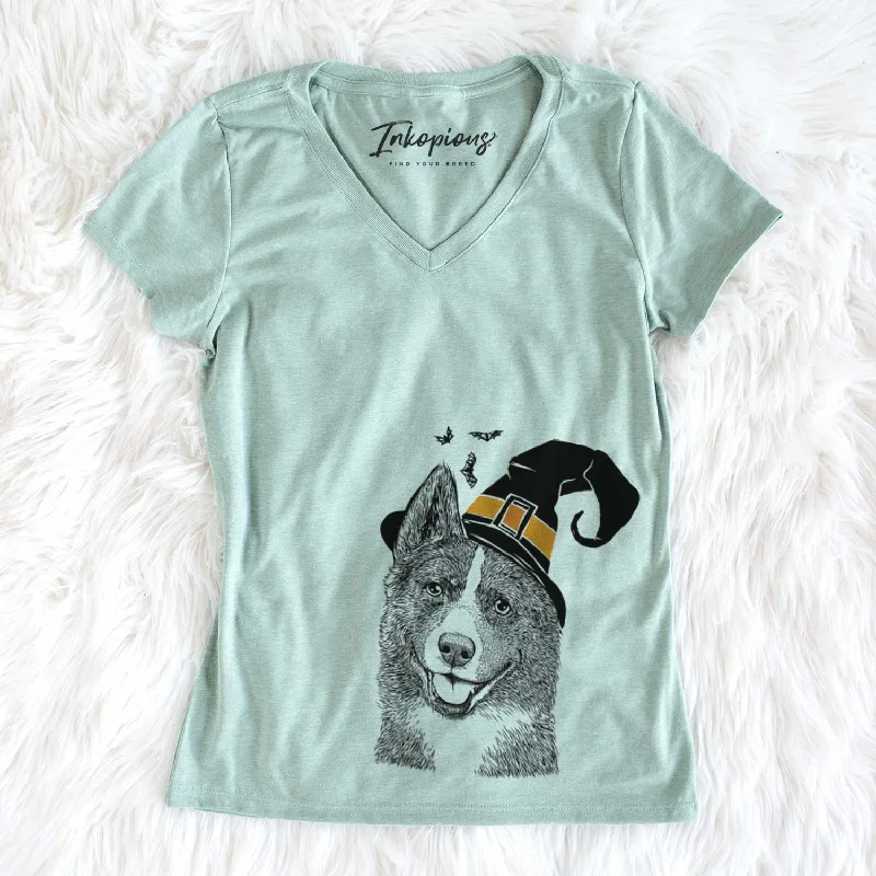 Witch Tosca the Karelian Bear Dog - Women's V-neck Shirt-- Oversized T-Shirt Spandex breathable