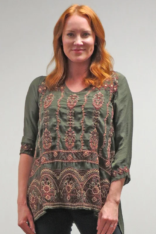 "Elin" Blouse in Green Embellished Collar Blouse