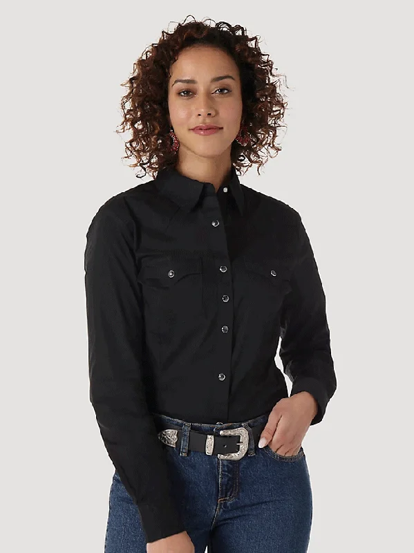 Wrangler LW1002X Ladies Western Long Sleeve Solid Shirt Black - B-- Iron Safe Non-Iron Wrinkle Free Wrangler LW1002X Ladies Western Long Sleeve Solid Shirt Black - B-- Iron Safe Non-Iron Wrinkle Free