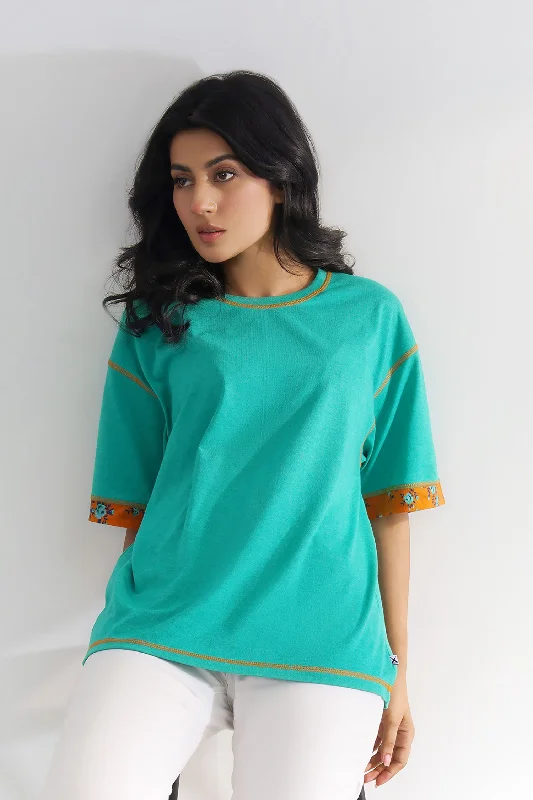 Women Contrast Five Thread T-Shirt-- Welt Pockets Slit Pockets