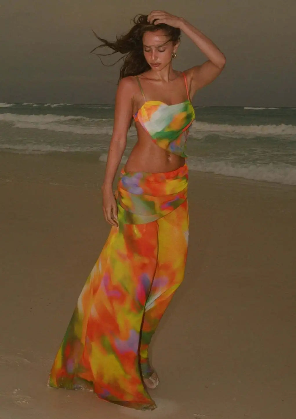 Bonnyshow Fashion Tie Dye Beach Dress Women Sexy Hollow Out Backless Maxi Dresses Summer Spaghetti Strap Chiffon Slim Holiday Party Dress Pleated Skirt Elegant