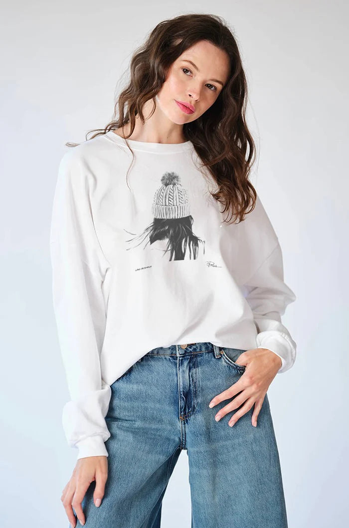 Long December Cozy Sweatshirt Worn White - CPRESS STUDIO Hoodie with Cropped Fit Short Trendy