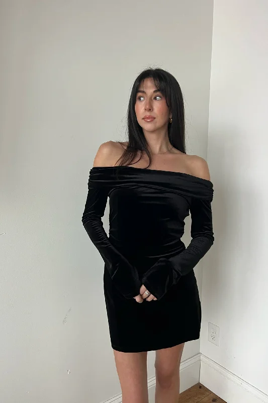 NYE Kiss Dress Tunics Solid Classic