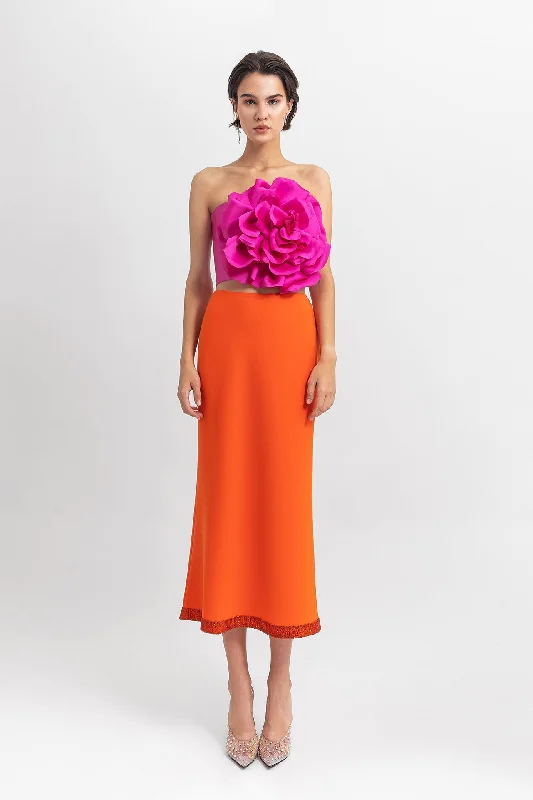 Floral detailed top with midi crepe skirt denim skirt fashionable