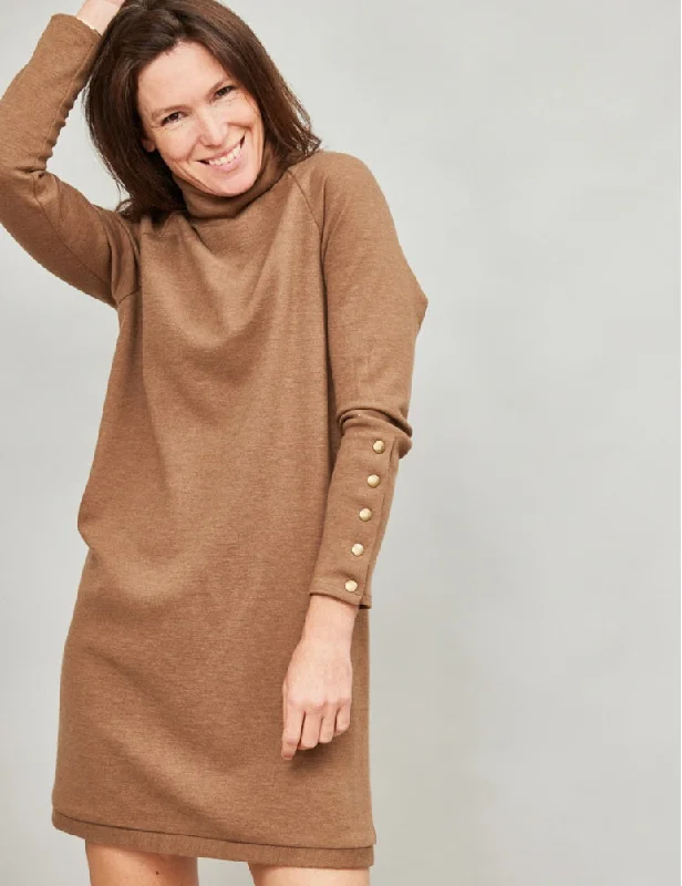 Atelier Scämmit Capsule Dress or Sweater Boxy Sweater Fitted Sweater A-Line