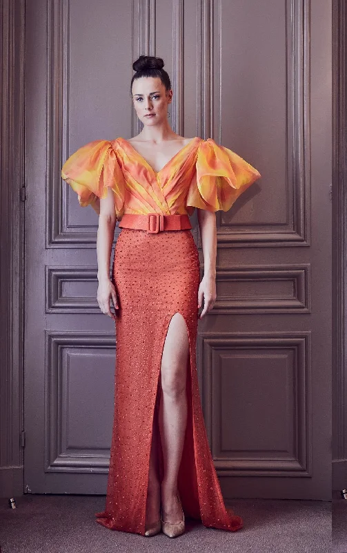 Short puff sleeves top with fitted high slit skirt linen skirt natural