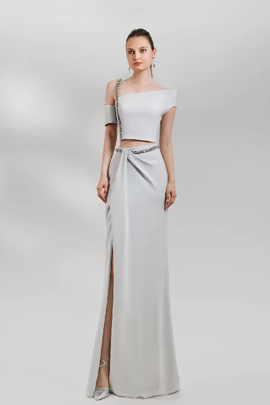 Asymmetrical neckline top with skirt cashmere skirt fine