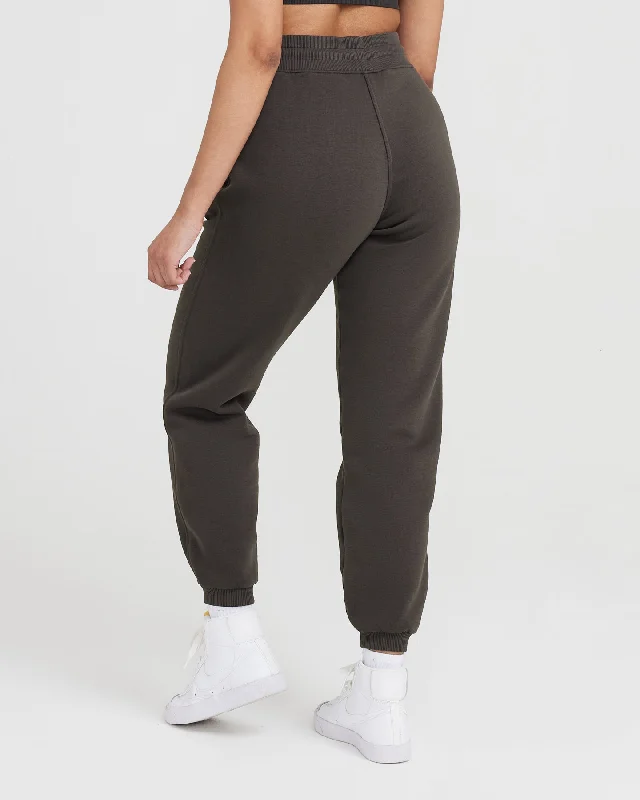 Classic Jogger | Deep Taupe