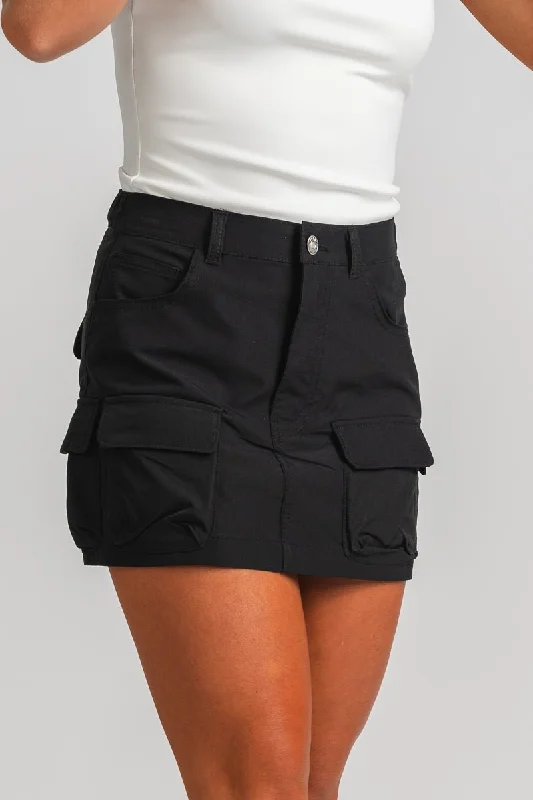 Cargo mini skirt black